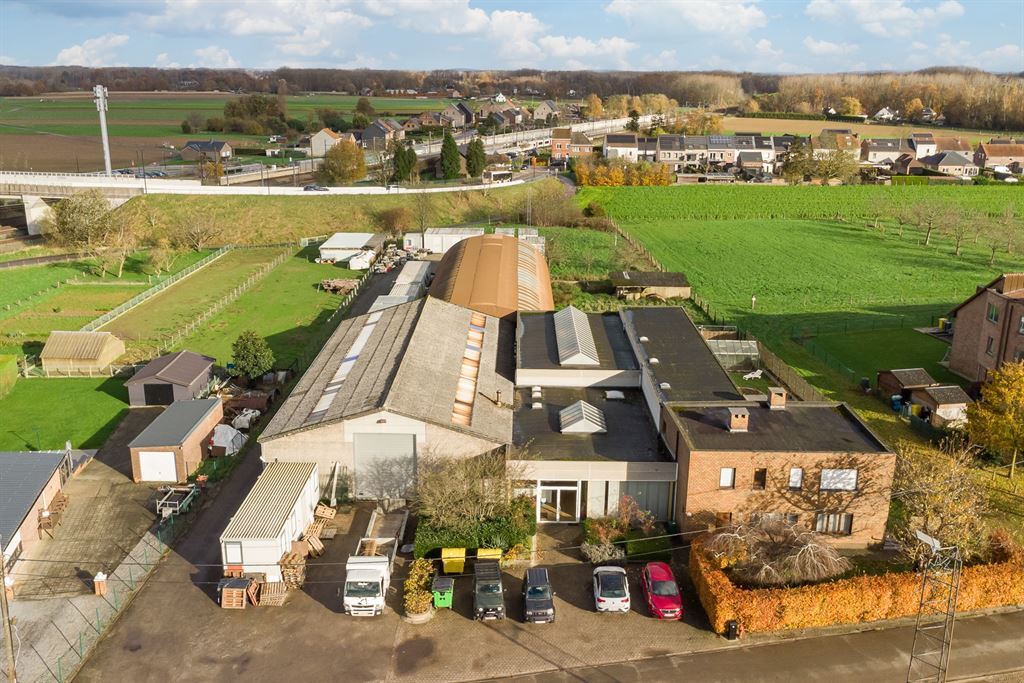 Gebouw voor gemengd gebruik te koop in KORTENBERG